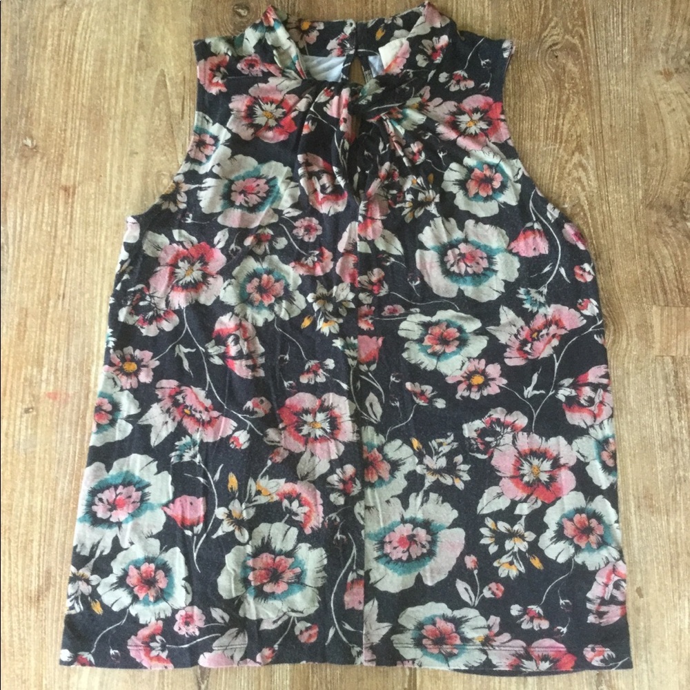 Vanessa Virginia sleeveless floral top